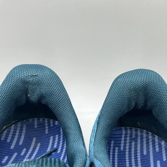 New Balance Fresh Foam Arishi V4 Running Shoes Women Size 9 Comfort Low Sneakers - Picture 9 of 10